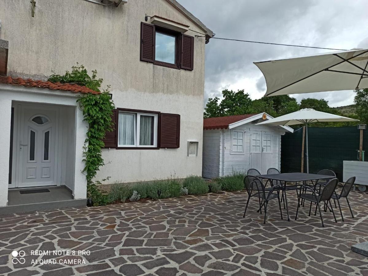 Apartment Snjezana Marina  Exterior foto